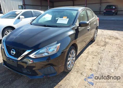 2018 Nissan Sentra S z USA, uszkodzony, nr VIN 3N1AB7AP1JY291038